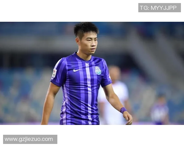 中国足球连败四场遭遇低谷 球星表现堪忧 引发球迷广泛讨论