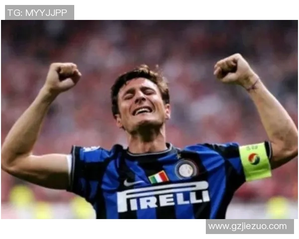 二十一世纪足坛十大巨星璀璨时刻与传奇人生全景解读 二十一世纪足坛十大巨星璀璨时刻与传奇人生全景解读