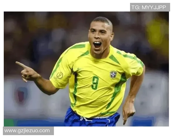 史上四大足球巨星排名揭晓 谁才是足坛无可争议的传奇之王 史上四大足球巨星排名揭晓 谁才是足坛无可争议的传奇之王