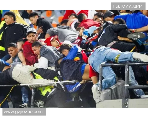 当红足球巨星赛场争锋技惊四座引爆全球球迷热情 当红足球巨星赛场争锋技惊四座引爆全球球迷热情