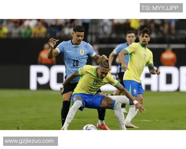 暴躁球星风头更劲足球场上冲突不断成焦点引发争议与热议 暴躁球星风头更劲足球场上冲突不断成焦点引发争议与热议