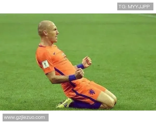 荷兰足球球星大本闪耀绿茵场谱写无与伦比的传奇篇章